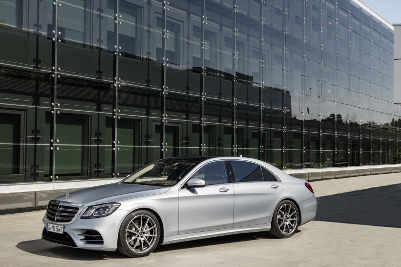 2017 Mercedes-Benz S-class Long (V222, facelift 2017) - Photo 1