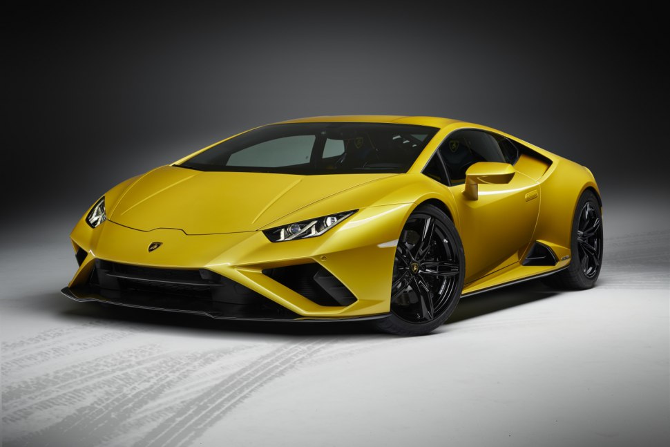 Предницата на  2021 Lamborghini Huracan EVO RWD