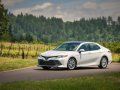 Toyota Camry VIII (XV70) - Technische Daten, Verbrauch, Maße