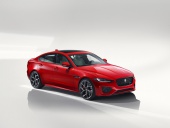 Jaguar XE 2019: made to stand out in the crowd