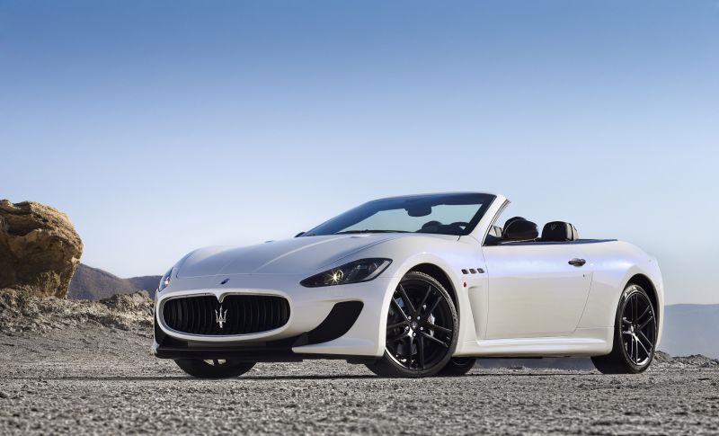 2010 Maserati GranCabrio I - Fotoğraf 1