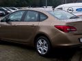 Opel Astra J Sedan - Bild 8