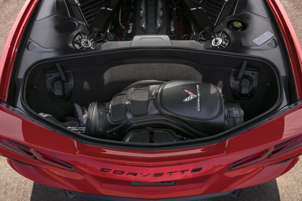 2020 Chevrolet Corvette - Coupe, red, cargo area