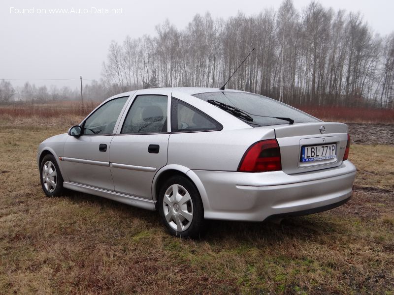 Images of Opel Vectra B CC (facelift 1999) 3/8