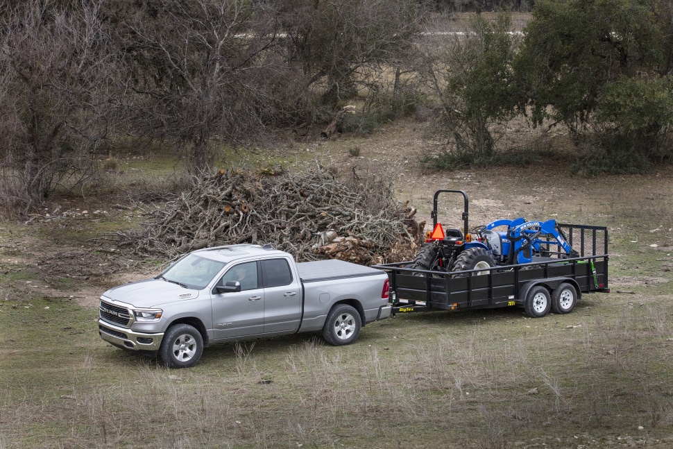 2019 RAM 1500 Quad Cab Long II (DT) - Fotoğraf 1