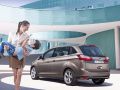 Ford Grand C-MAX (facelift 2015) - Фото 8
