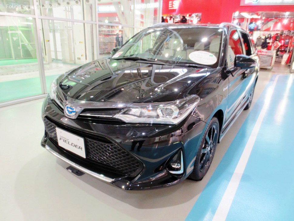 2017 Toyota Corolla Fielder XI (facelift 2017) - Kuva 1