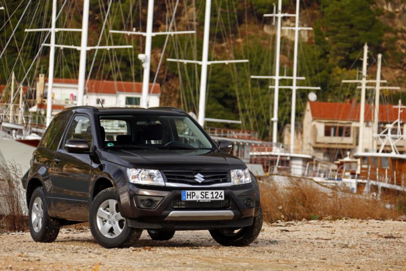 2013 Suzuki Grand Vitara III (facelift 2012) - Photo 1