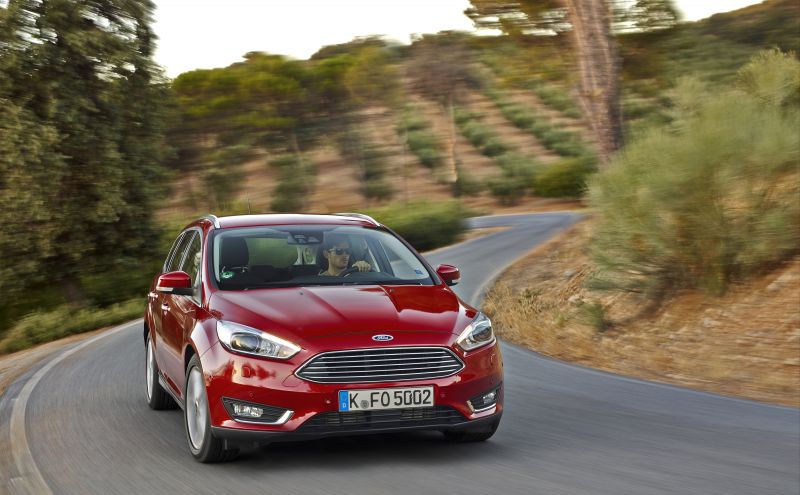 2014 Ford Focus III Wagon (facelift 2014) - Снимка 1