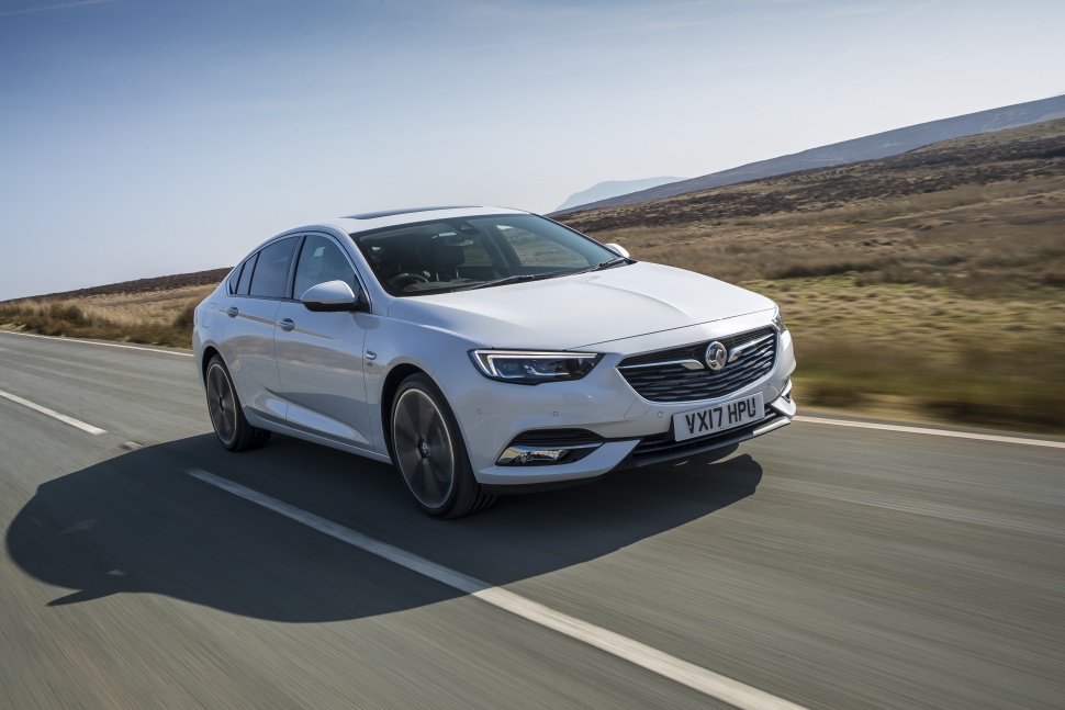 2017 Vauxhall Insignia II Grand Sport - Fotoğraf 1