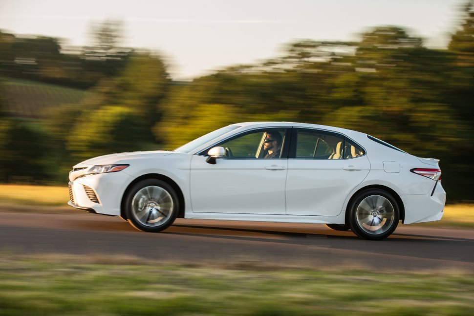 Images of toyota camry viii xv70 2017 3 48