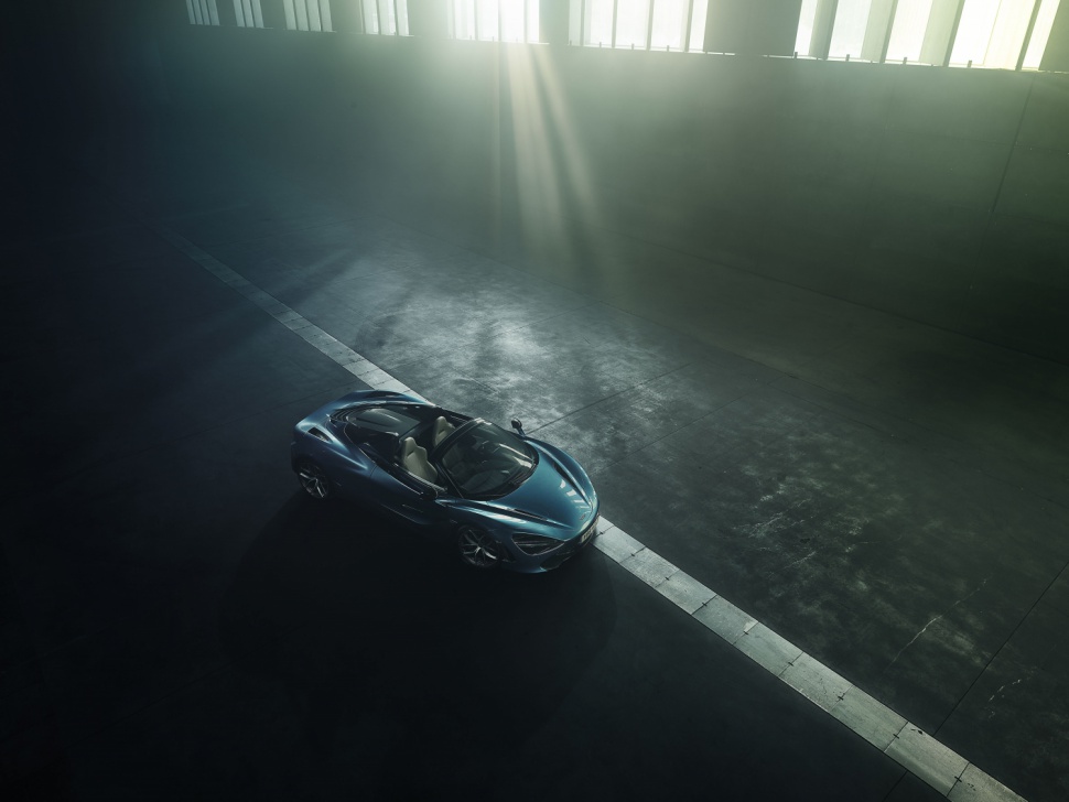  McLaren 720S Spider was finally revealed to the public