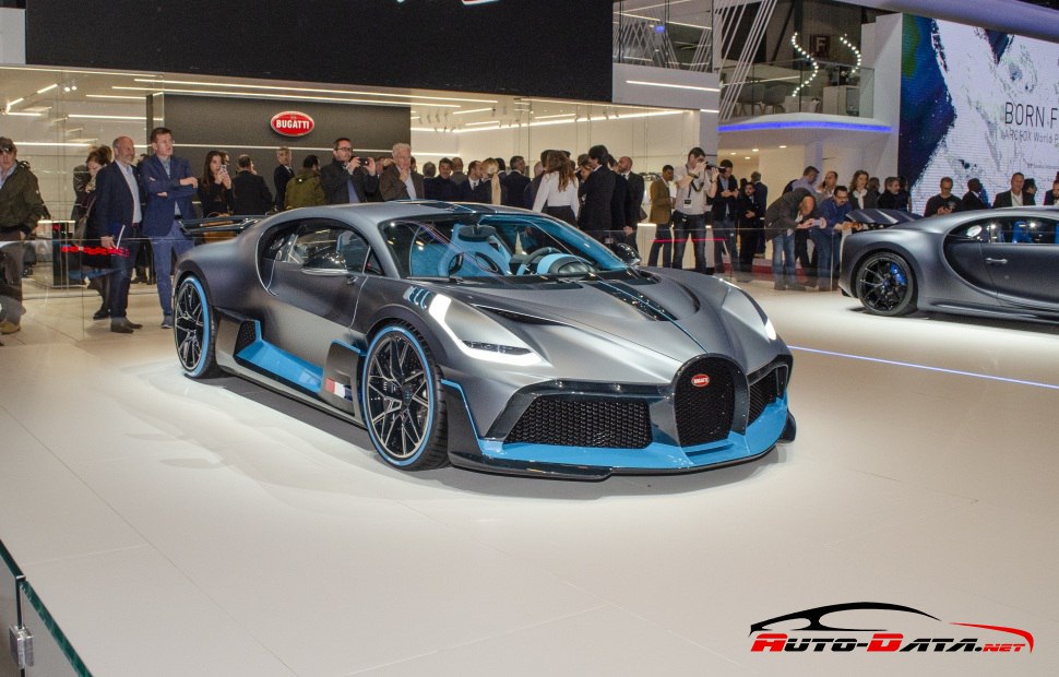 Bugatti Divo - front view, at exhibition