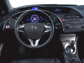 Honda Civic VIII Hatchback 5D - Fotografia 9