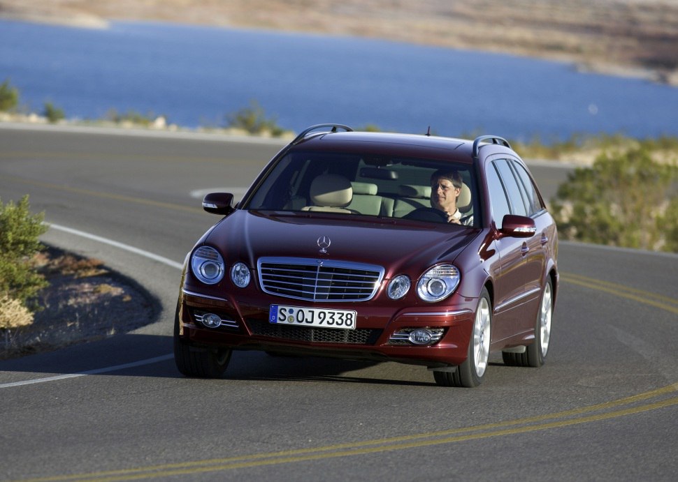 2006 Mercedes-Benz Clasa E T-modell (S211, facelift 2006) - Fotografie 1