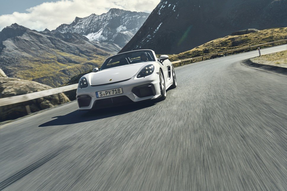 2020 Porsche 718 Spyder (982) - Fotoğraf 1