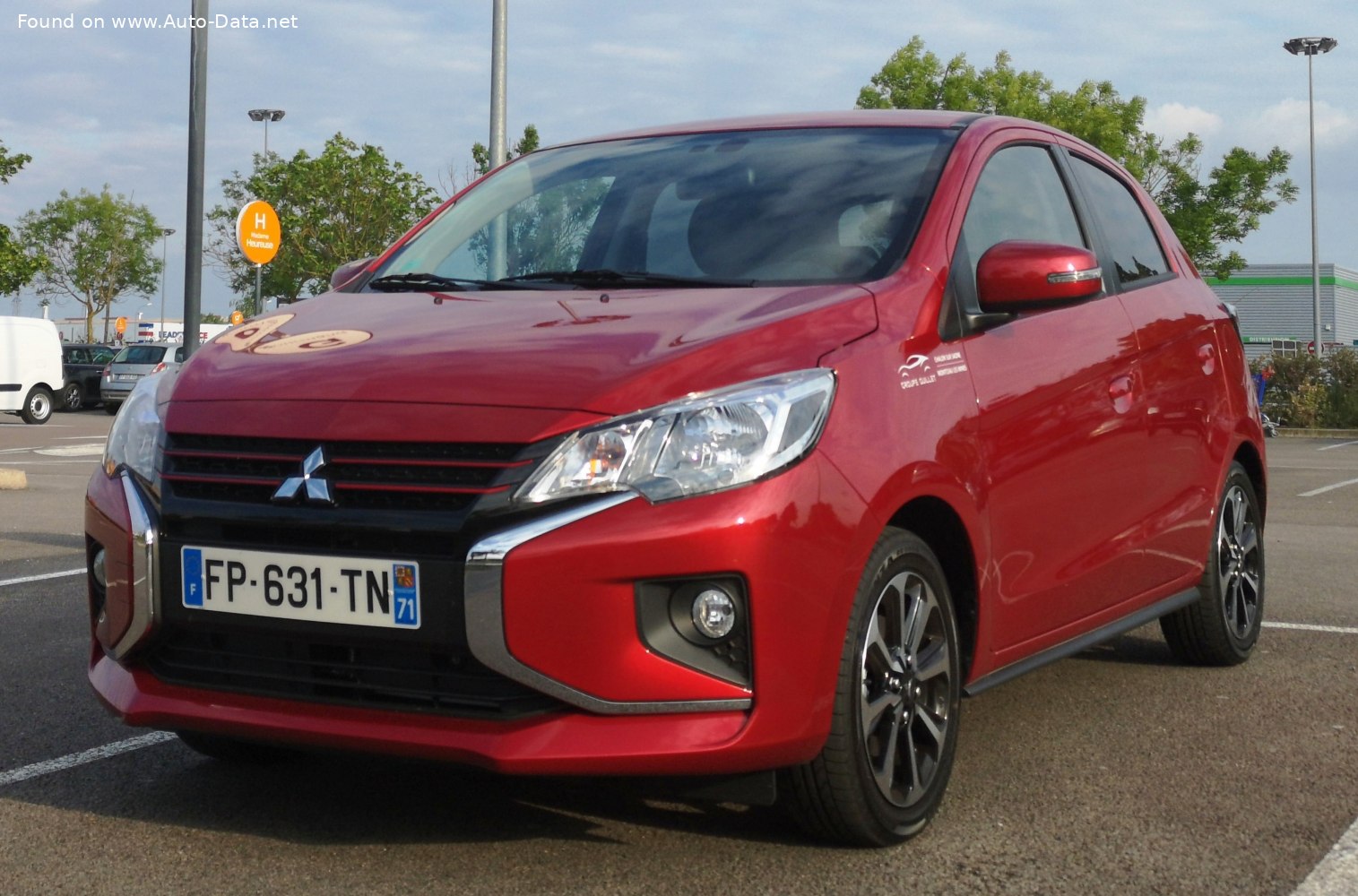 MITSUBISHI Space Star Specs & Photos - 2013, 2014, 2015, 2016