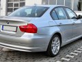 BMW 3er Limousine (E90 LCI, facelift 2008) - Bild 2