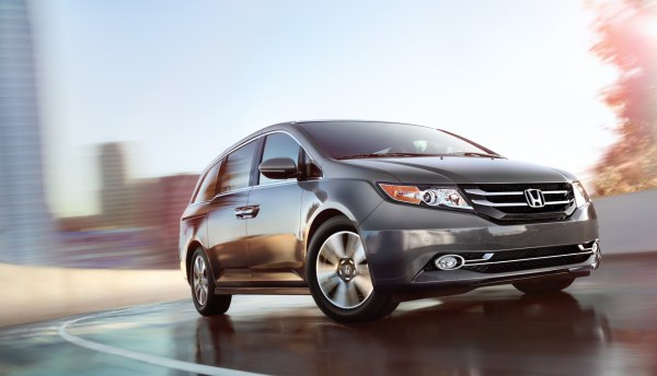 2014 Honda Odyssey IV (facelift 2014) - Kuva 1