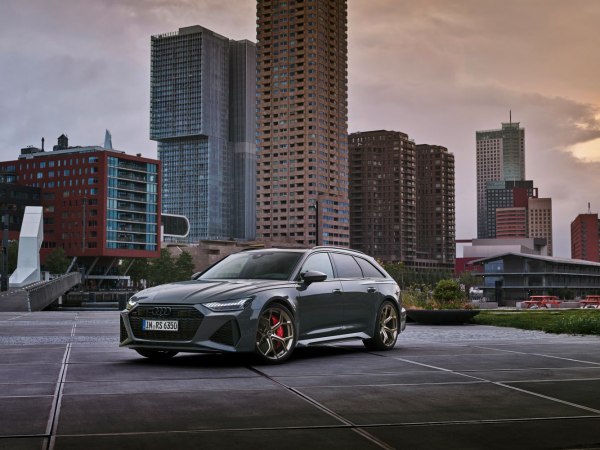 2020 Audi RS 6 Avant (C8) - Fotoğraf 1