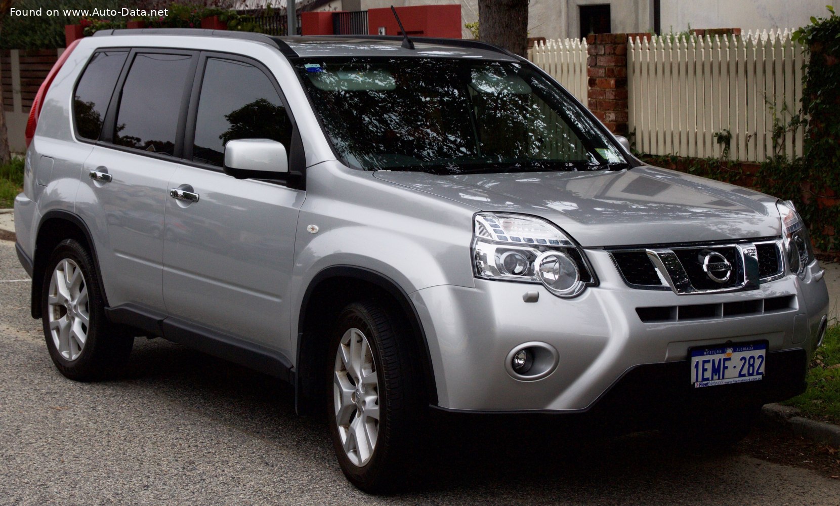 2010 Nissan XTrail II (T31, facelift 2010) Ficha