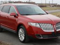 2010 Lincoln MKT I - Fotografia 2