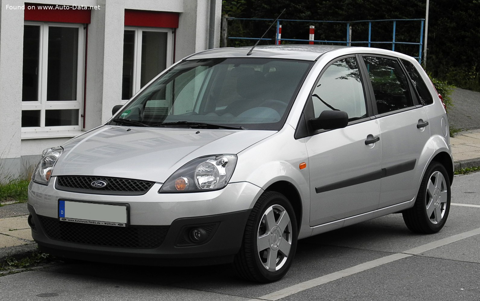 Ford cheap fiesta 2005