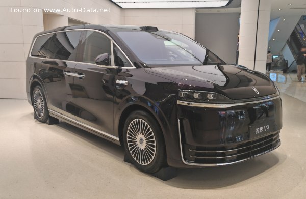 2026 Luxeed V9 - Снимка 1