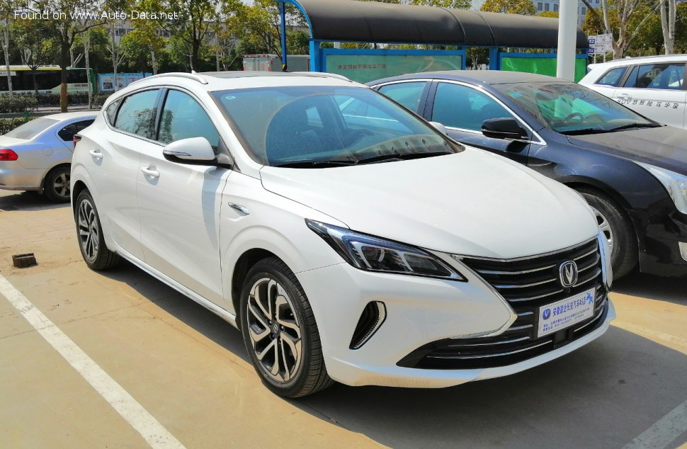 2018 ChangAn Eado XT II - Kuva 1