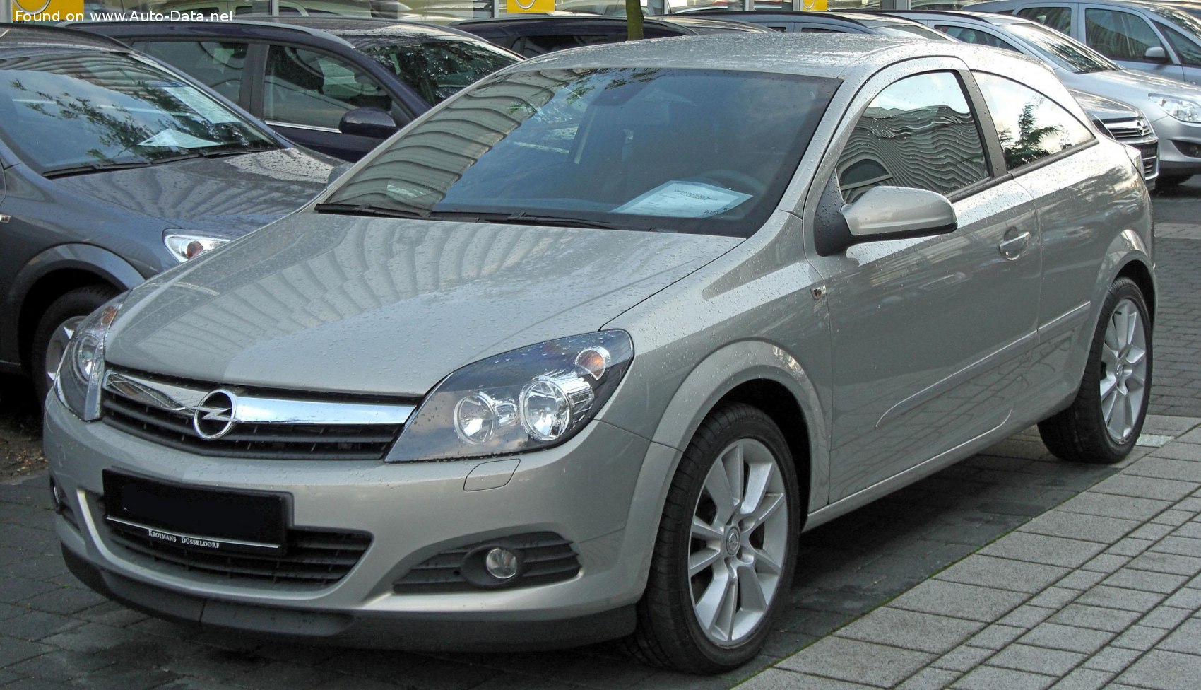 2005 Opel Astra H GTC 1.4i 16V (90 CH)  Fiche technique, consommation de  carburant , Dimensions
