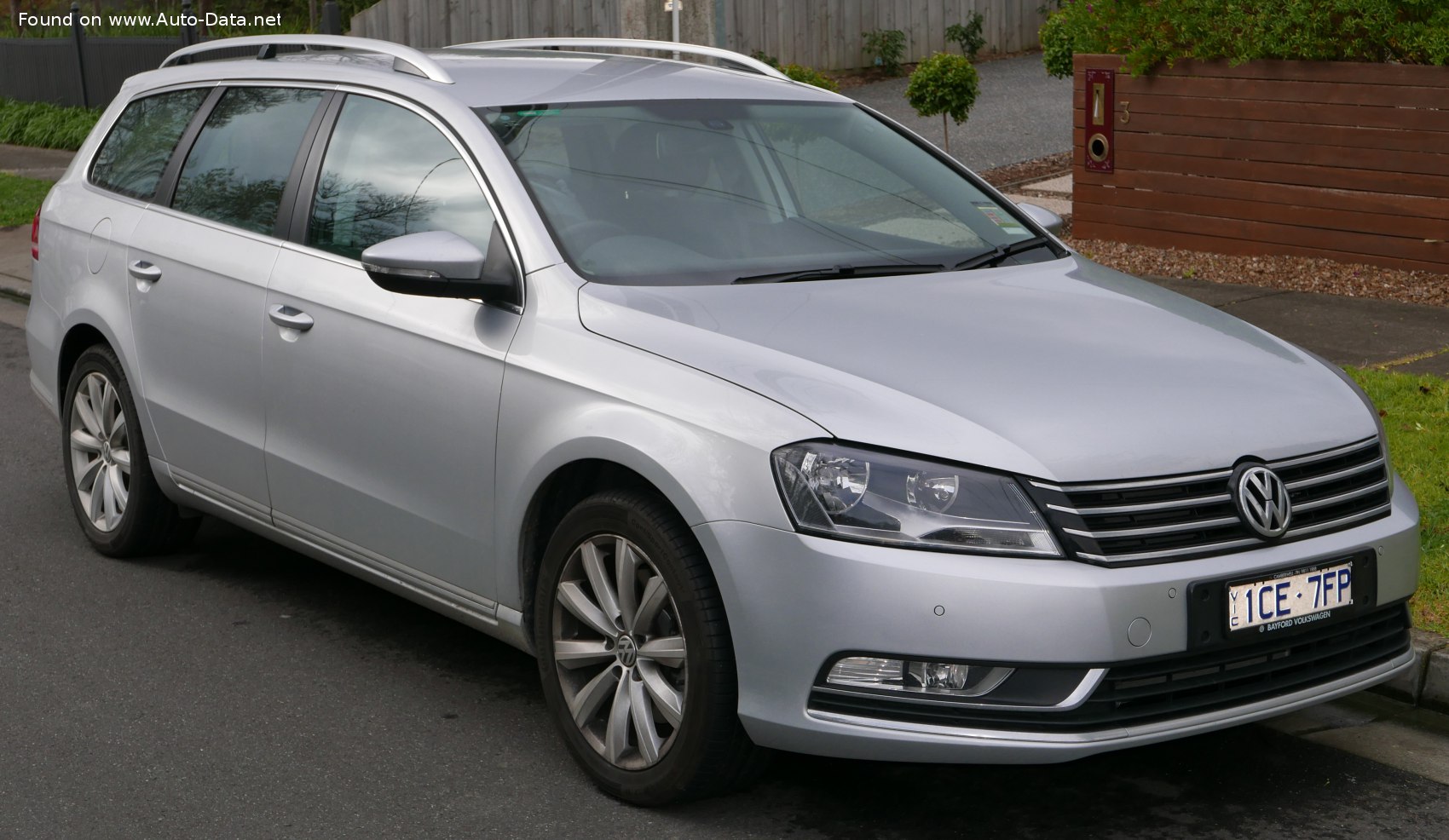 2010 Volkswagen Passat Variant (B7) 2.0 TSI (211 Hp) DSG