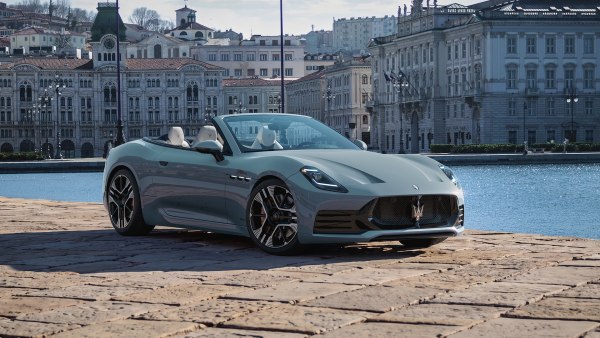 2027 Maserati GranCabrio II (facelift 2026) - Photo 1