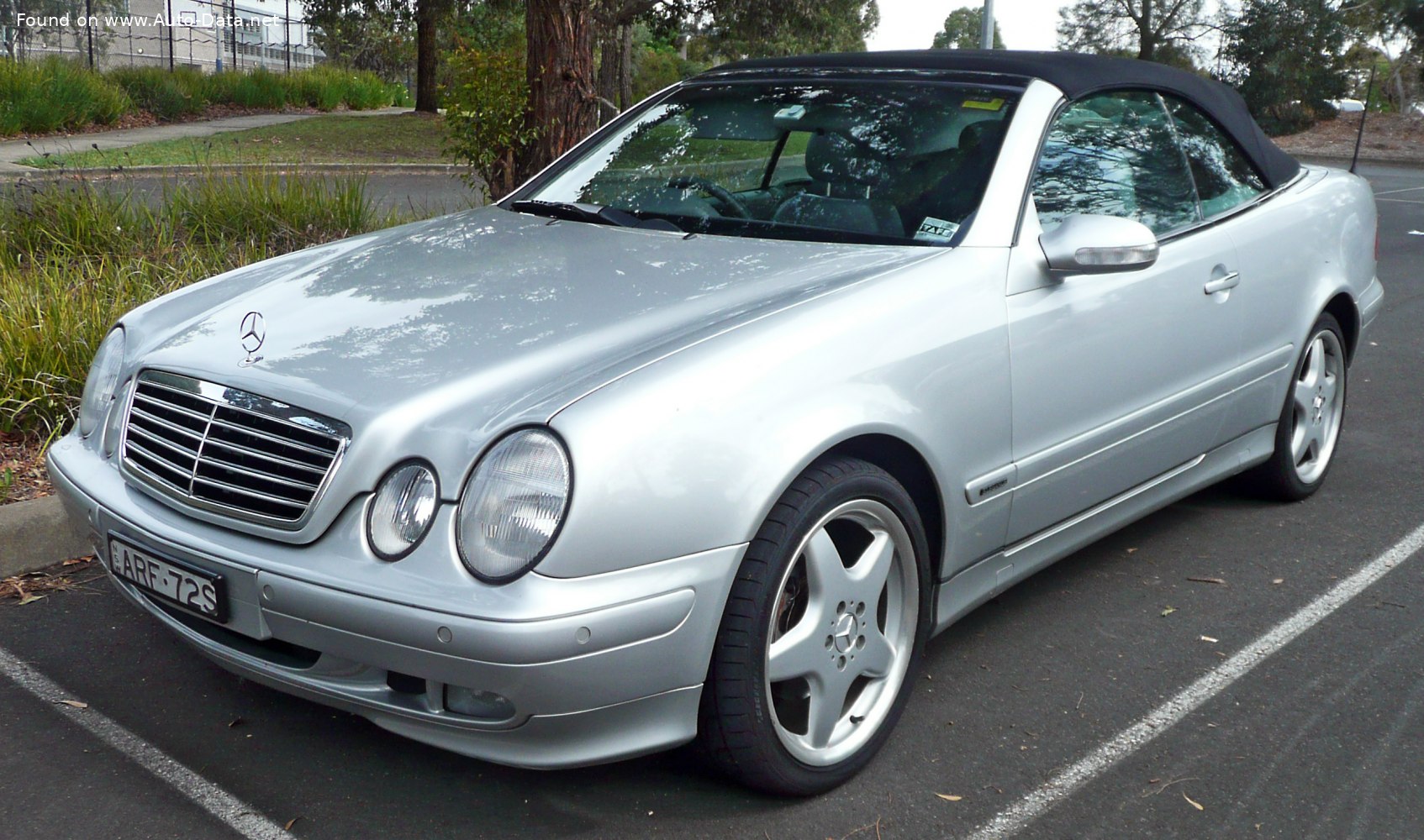 MERCEDES BENZ CLK Cabrio (A208) Specs & Photos - 1998, 1999 - autoevolution