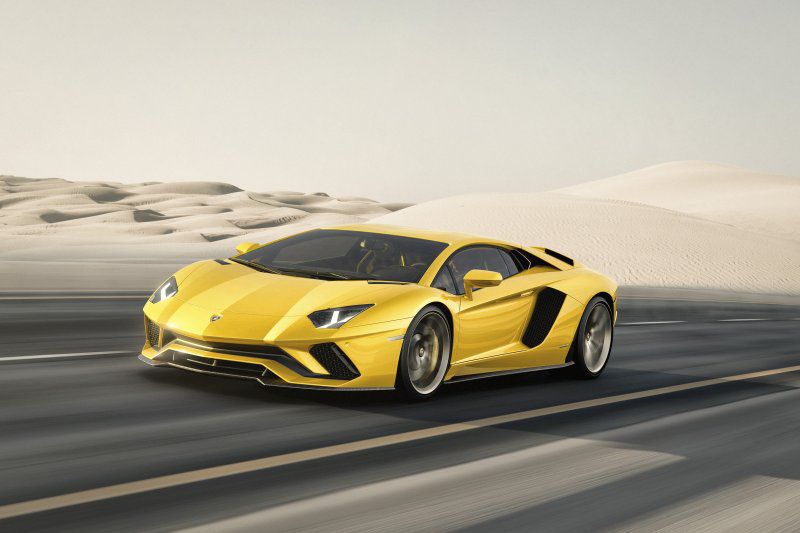 2017 Lamborghini Aventador S Coupe - Fotografia 1