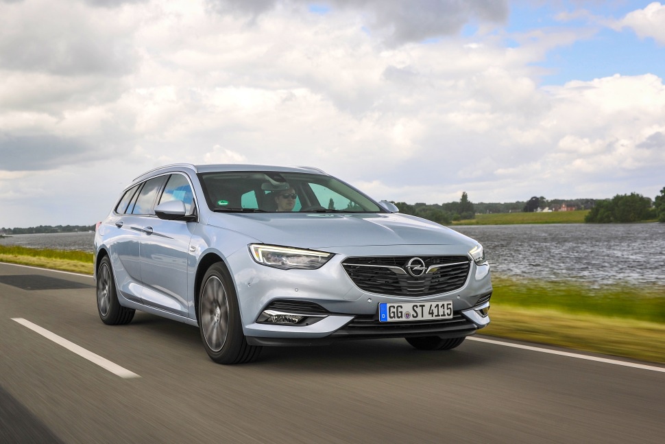 2017 Opel Insignia Sports Tourer (B) - Fotoğraf 1