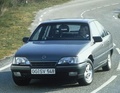 Opel Omega A - Kuva 7