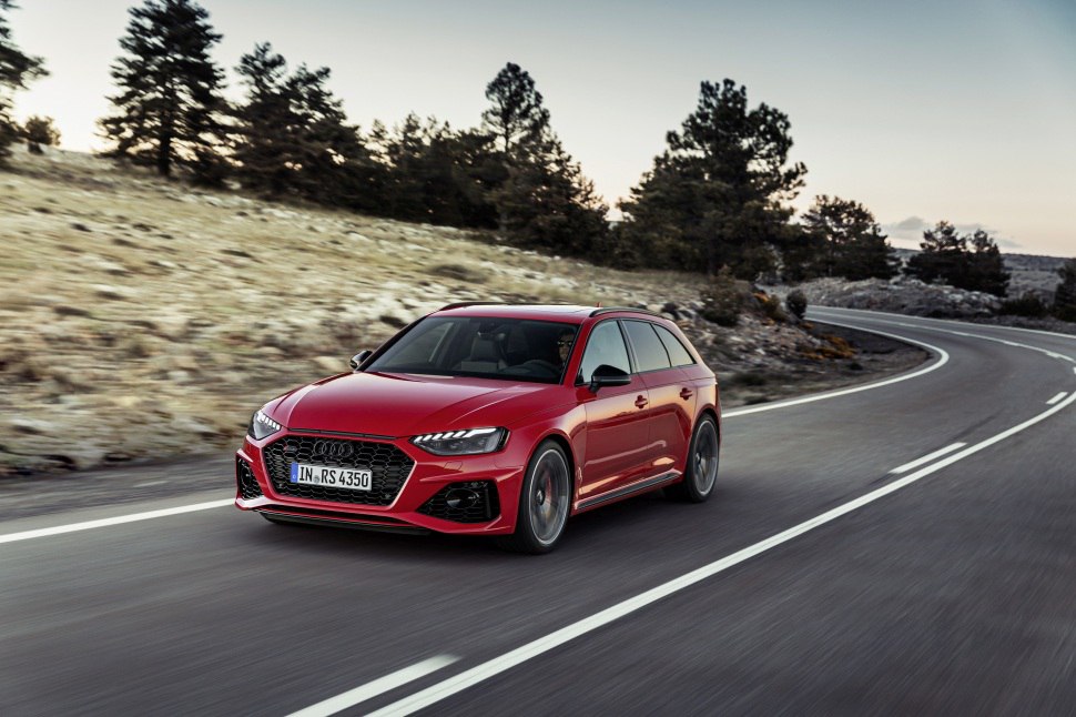 2020 Audi RS 4 Avant (B9, facelift 2019) - Fotoğraf 1