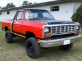 1981 Dodge Ram 150 Conventional Cab Short Bed (D/W) - Foto 3