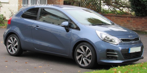 2015 Kia Rio III Hatchback (UB, facelift 2015) 3 door - Фото 1