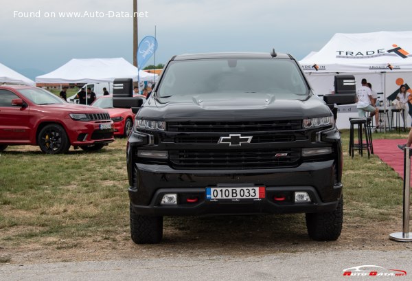 2019 Chevrolet Silverado 1500 IV Crew Cab Short Box - Фото 1