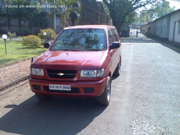 2002 Chevrolet Tavera - Fotoğraf 1