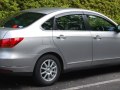 Nissan Bluebird Sylphy II - Kuva 2