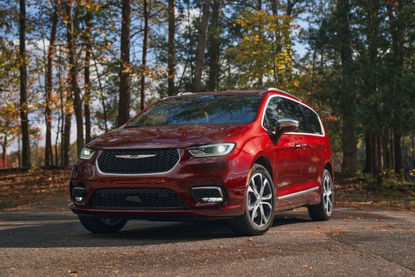 2021 Chrysler Pacifica (facelift 2021) - Fotografia 1