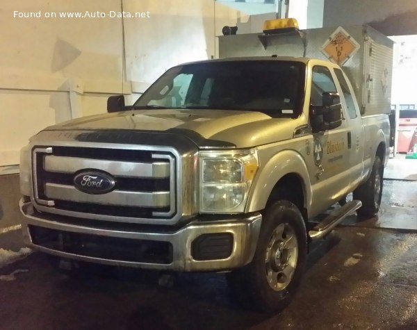 2011 Ford F-350 Super Duty III Super Cab Short box - Fotografie 1