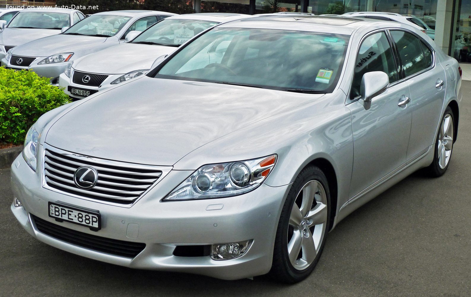 2009 Lexus LS IV (facelift 2009) 460 V8 (380 KM) Automatic