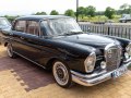 Mercedes-Benz Fintail (W111) - Снимка 4