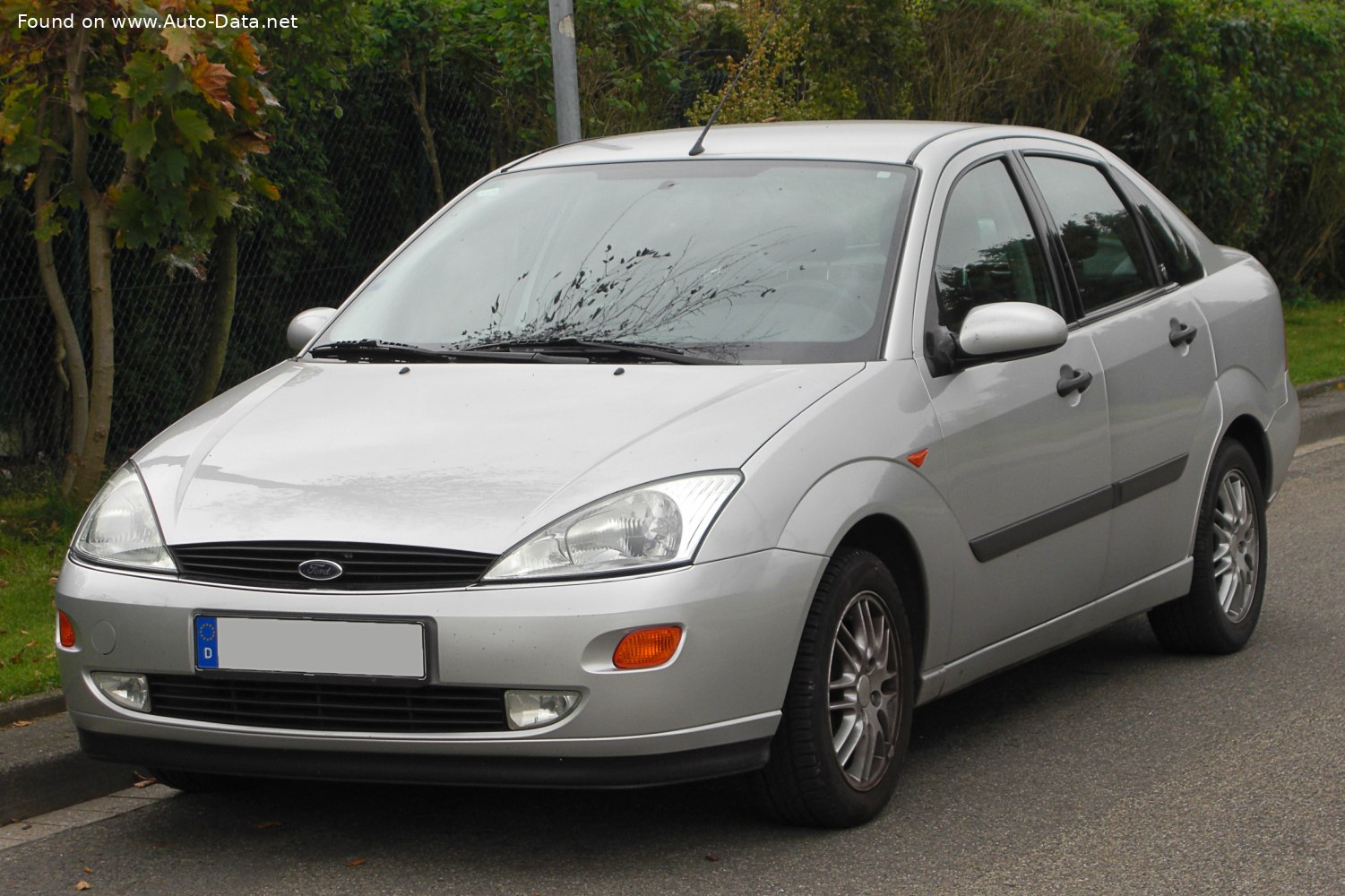 1998 Ford Focus I Sedan 1.6 16V (100 bg) | Teknik özellikler, yakıt  tüketimi , Boyutlar