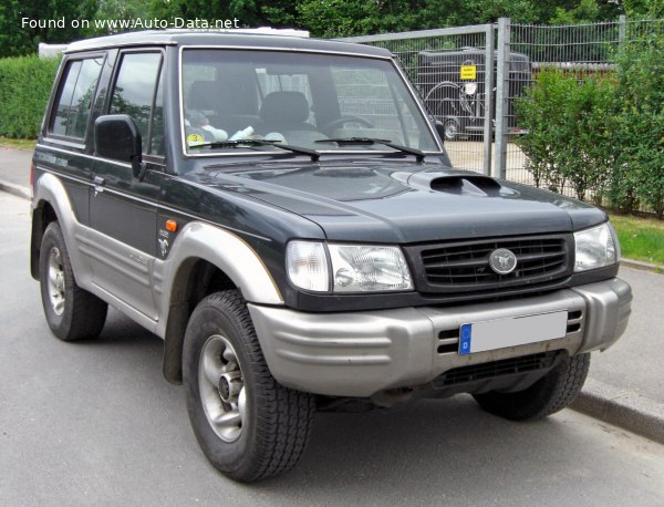 1999 Hyundai Galloper II - Фото 1