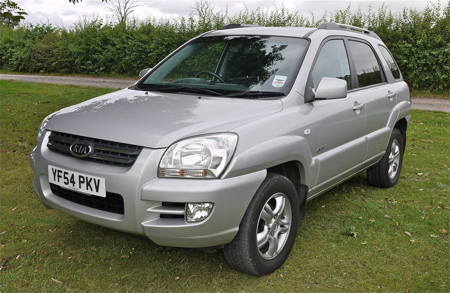 2004 Kia Sportage II 2.7 i V6 (175 CV) 4WD Ficha técnica