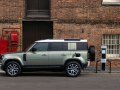 Land Rover Defender 110 (L663) - Kuva 8